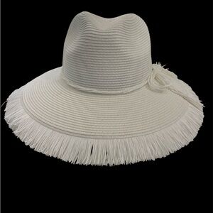 HAT C.C. Panama Sun hat with fringe white NWT vacation beach cruise holiday